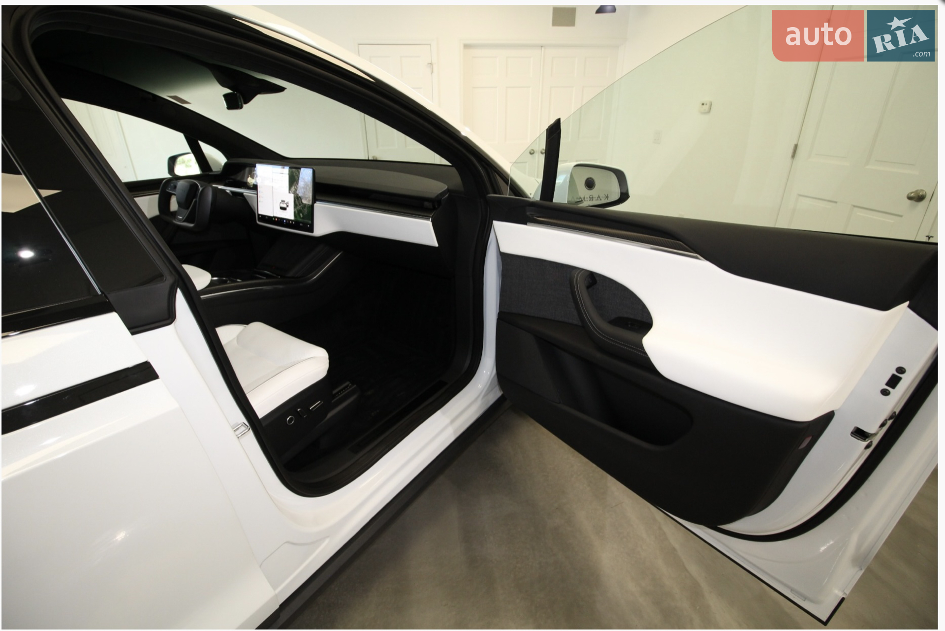 2022 Tesla Model X - мініатюра 14