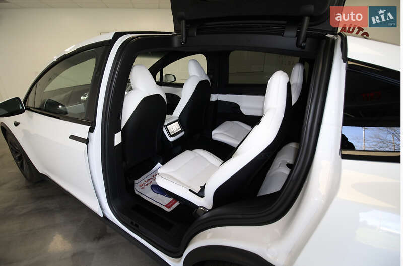 Внедорожник / Кроссовер Tesla Model X 2022 в Днепре