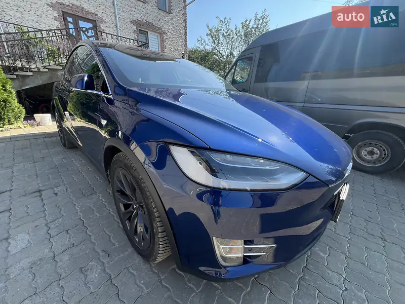 Tesla Model X
