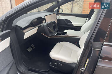 Позашляховик / Кросовер Tesla Model X 2022 в 
