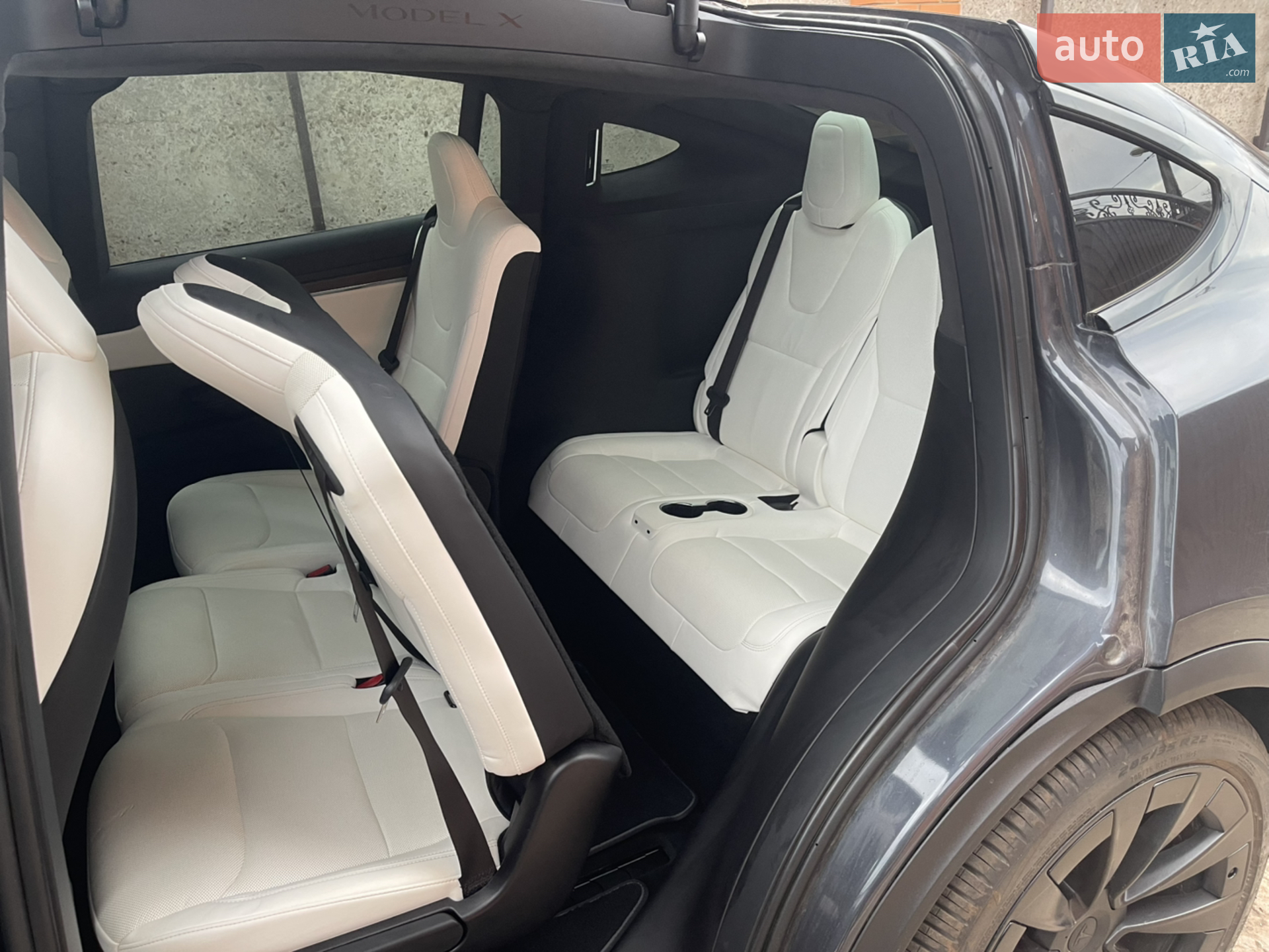 2022 Tesla Model X - мініатюра 13