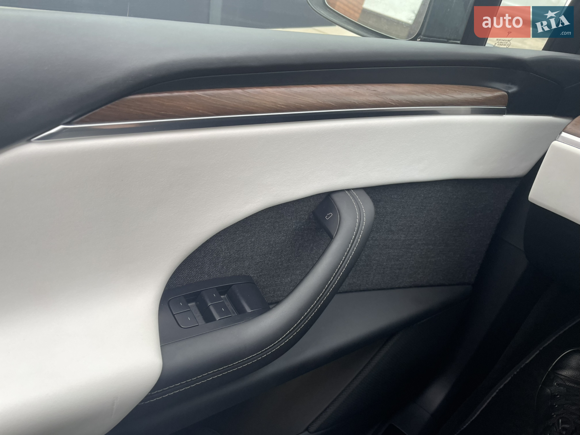 2022 Tesla Model X - мініатюра 10