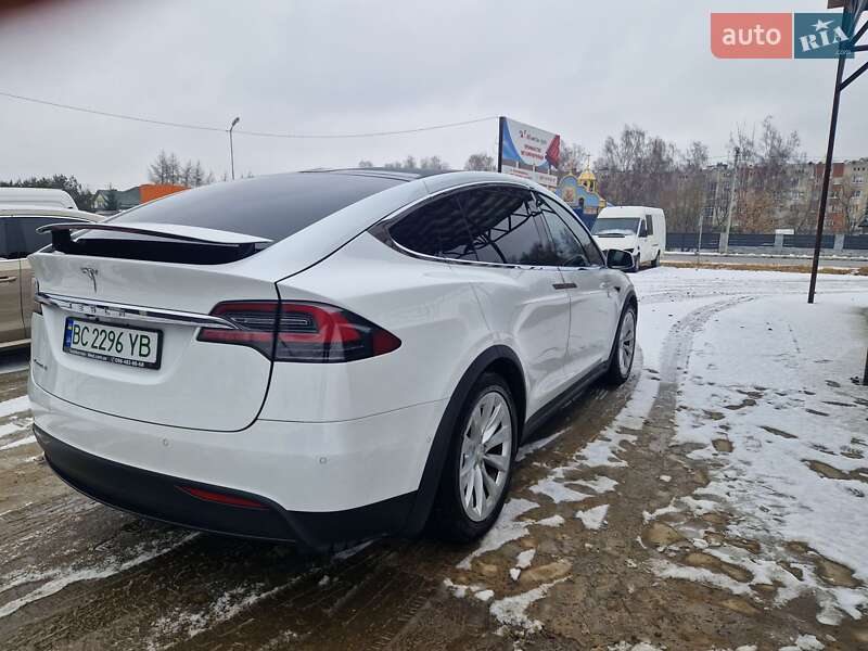 Позашляховик / Кросовер Tesla Model X 2016 в Львові фото 6 Позашляховик / Кросовер Tesla Model X 2016 в Львові