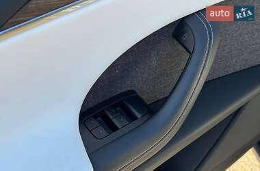Внедорожник / Кроссовер Tesla Model X 2022 в 