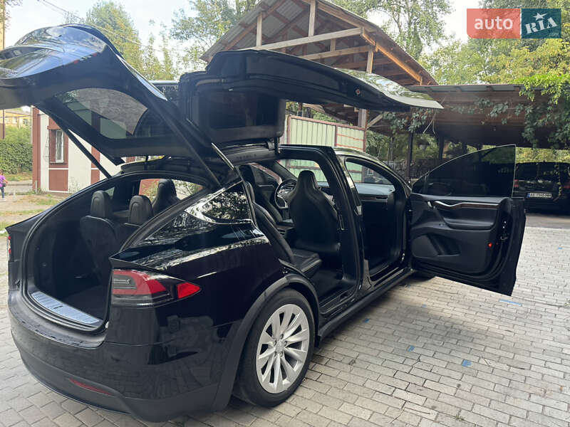 Внедорожник / Кроссовер Tesla Model X 2018 в Днепре