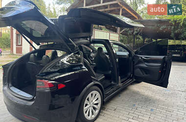 Внедорожник / Кроссовер Tesla Model X 2018 в 
