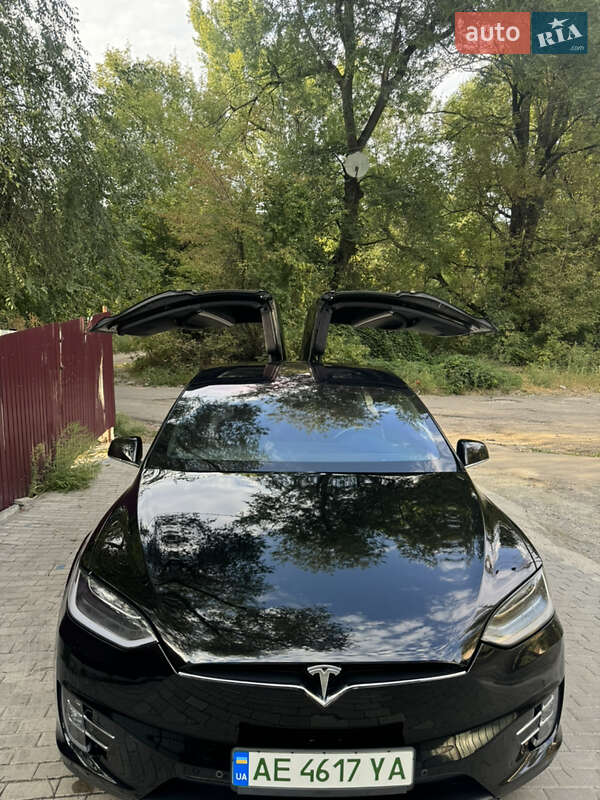 Внедорожник / Кроссовер Tesla Model X 2018 в Днепре