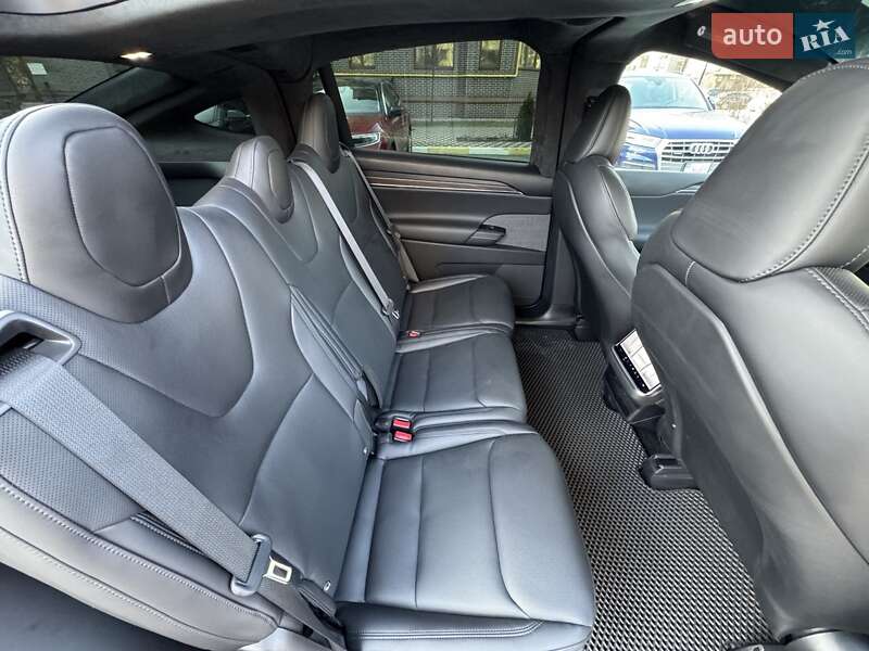 Внедорожник / Кроссовер Tesla Model X 2023 в Киеве