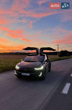 Внедорожник / Кроссовер Tesla Model X 2017 в 
