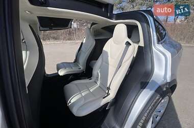 Внедорожник / Кроссовер Tesla Model X 2018 в 