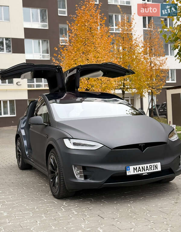 Позашляховик / Кросовер Tesla Model X 2019 в Києві