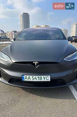 Позашляховик / Кросовер Tesla Model X 2024 в 