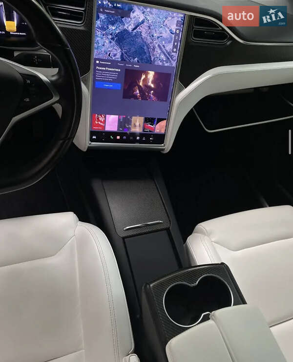 Внедорожник / Кроссовер Tesla Model X 2016 в Киеве