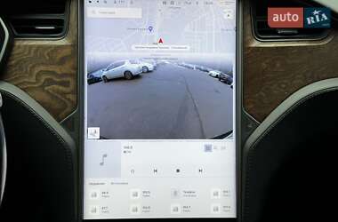 Позашляховик / Кросовер Tesla Model X 2019 в 