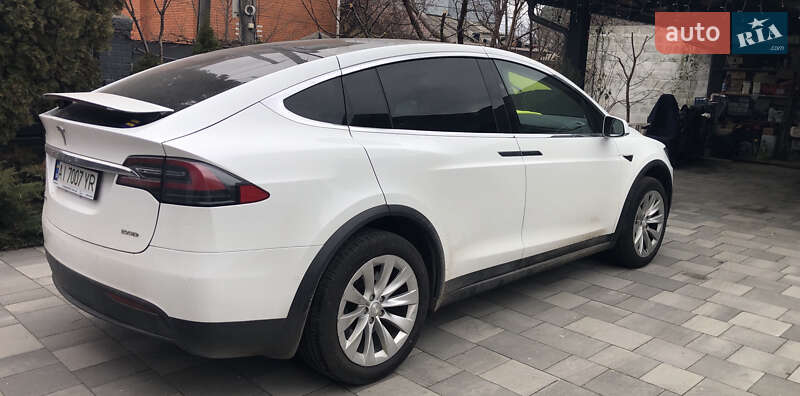 Позашляховик / Кросовер Tesla Model X 2018 в Білій Церкві фото 5 Позашляховик / Кросовер Tesla Model X 2018 в Білій Церкві