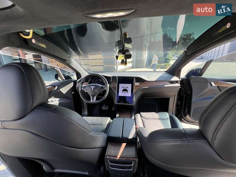 Позашляховик / Кросовер Tesla Model X 2020 в Києві
