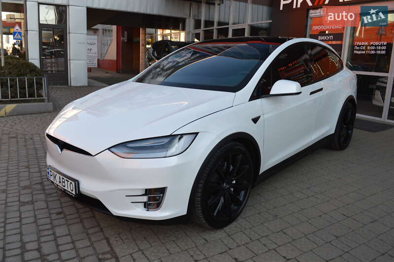 Внедорожник / Кроссовер Tesla Model X 2020 в Львове