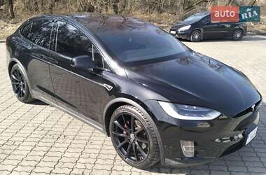 Позашляховик / Кросовер Tesla Model X 2016 в Львові