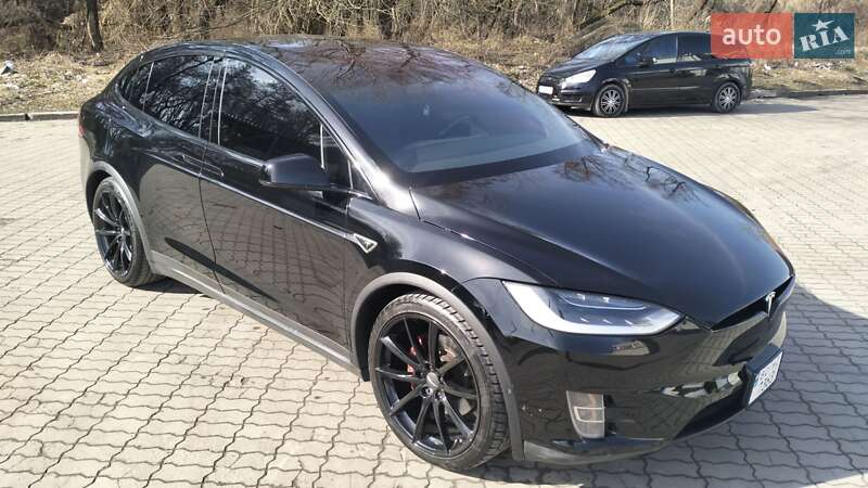 Внедорожник / Кроссовер Tesla Model X 2016 в Львове