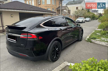Позашляховик / Кросовер Tesla Model X 2019 в 