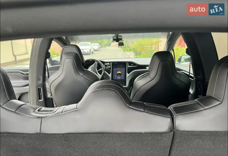Внедорожник / Кроссовер Tesla Model X 2019 в 