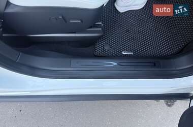 Позашляховик / Кросовер Tesla Model X 2020 в 