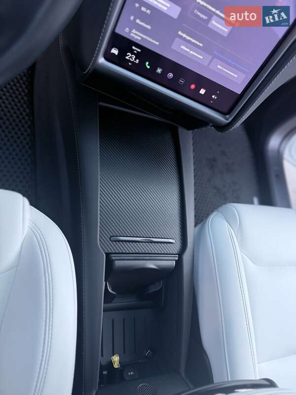 Позашляховик / Кросовер Tesla Model X 2020 в Харкові