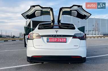 Внедорожник / Кроссовер Tesla Model X 2016 в 