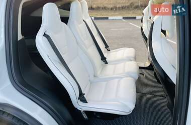 Внедорожник / Кроссовер Tesla Model X 2016 в 