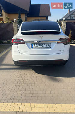 Внедорожник / Кроссовер Tesla Model X 2018 в 