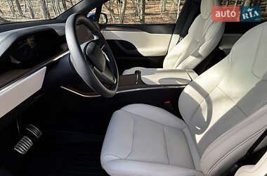 Позашляховик / Кросовер Tesla Model X 2023 в 