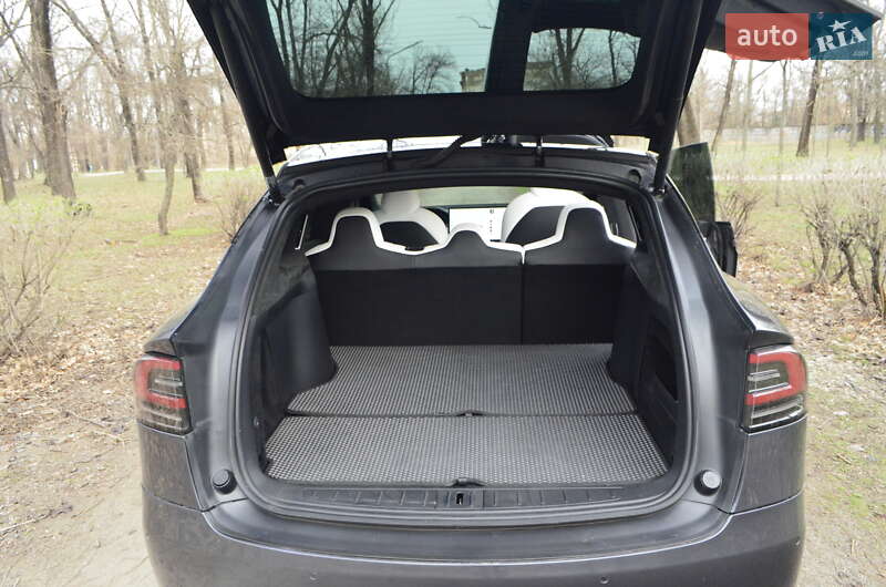 Внедорожник / Кроссовер Tesla Model X 2022 в Кривом Роге фото 12 Внедорожник / Кроссовер Tesla Model X 2022 в Кривом Роге