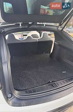 Позашляховик / Кросовер Tesla Model X 2023 в 
