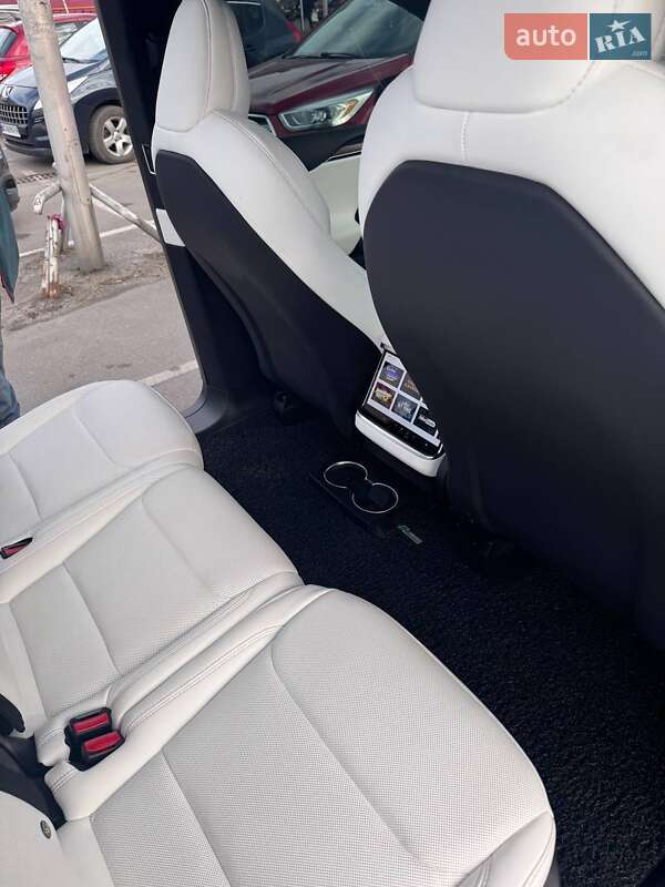 Позашляховик / Кросовер Tesla Model X 2023 в Львові