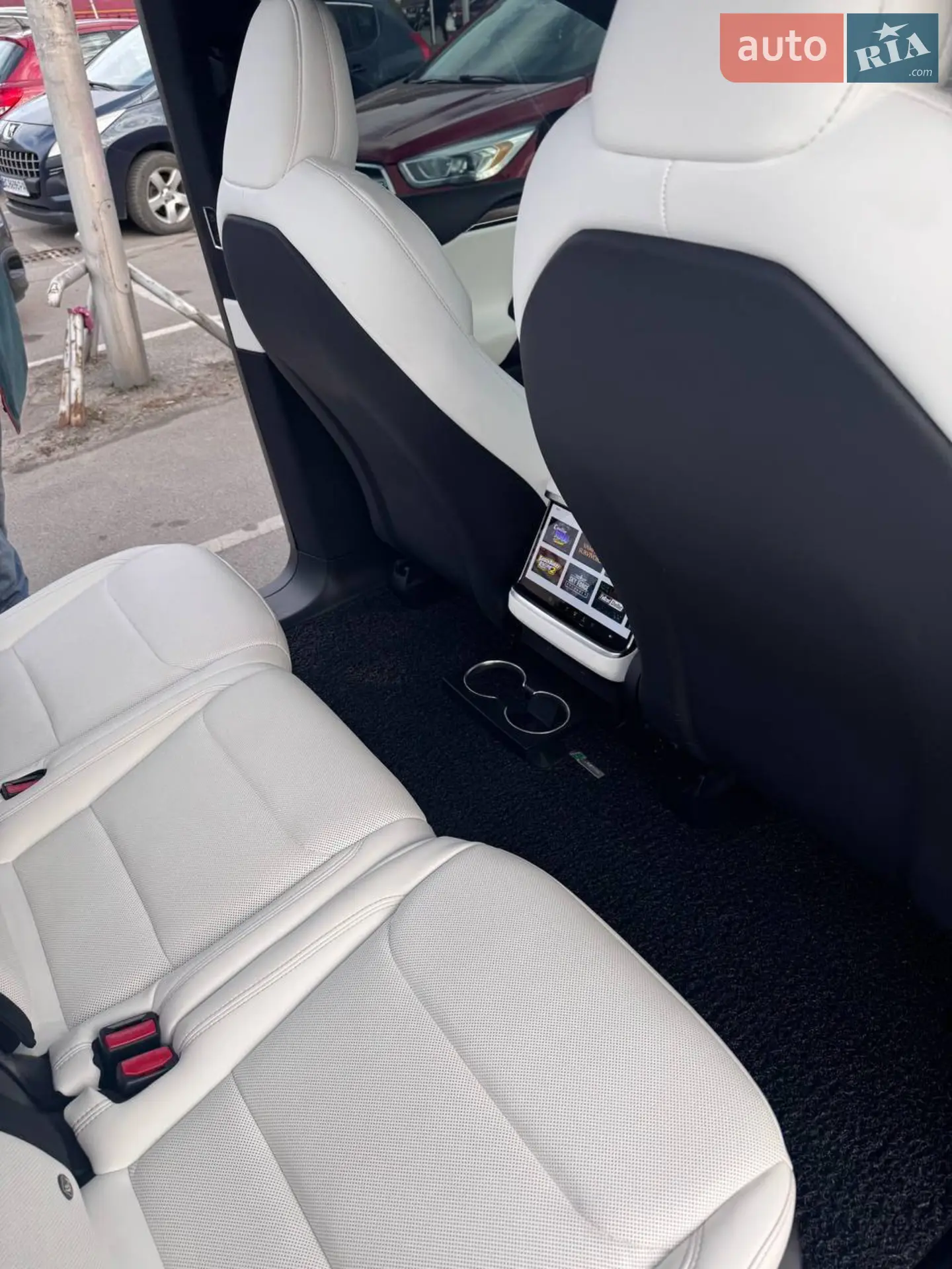 2023 Tesla Model X - мініатюра 21