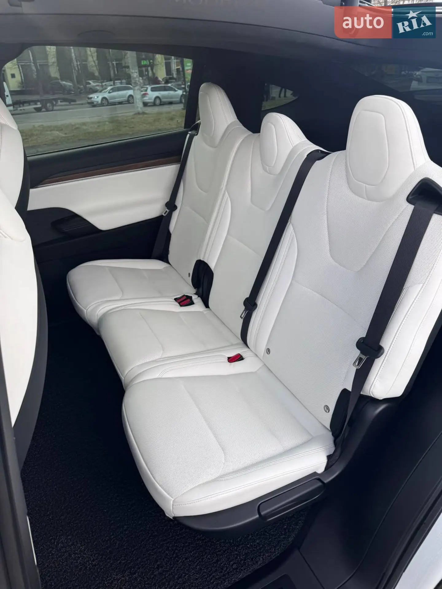 2023 Tesla Model X - мініатюра 26
