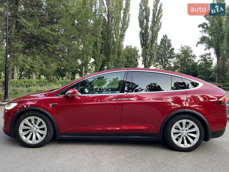 Внедорожник / Кроссовер Tesla Model X 2017 в Киеве