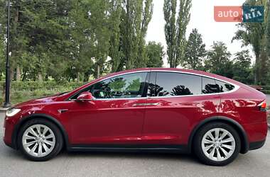 Внедорожник / Кроссовер Tesla Model X 2017 в 