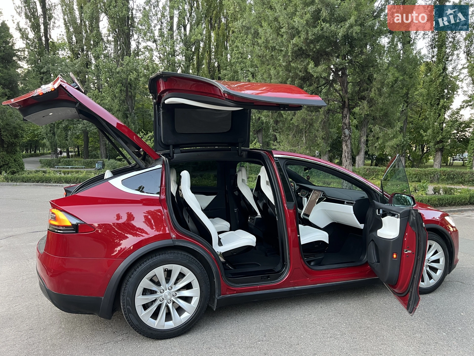 2017 Tesla Model X - мініатюра 11