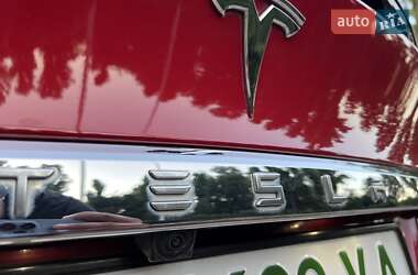 Внедорожник / Кроссовер Tesla Model X 2017 в Киеве