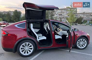 Внедорожник / Кроссовер Tesla Model X 2017 в 
