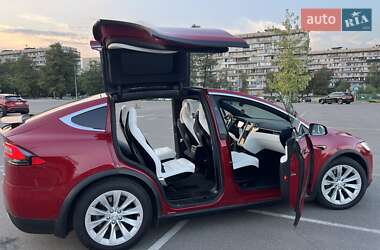 Внедорожник / Кроссовер Tesla Model X 2017 в 
