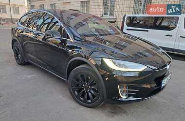 Внедорожник / Кроссовер Tesla Model X 2018 в 