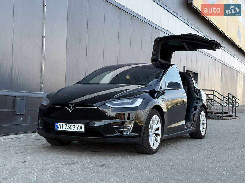 Позашляховик / Кросовер Tesla Model X 2019 в Києві