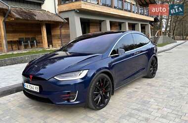Позашляховик / Кросовер Tesla Model X 2016 в 