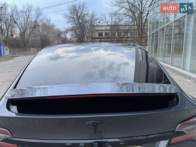 Позашляховик / Кросовер Tesla Model X 2019 в Чернігові