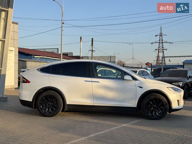 Позашляховик / Кросовер Tesla Model X 2020 в Чернівцях фото 8 Позашляховик / Кросовер Tesla Model X 2020 в Чернівцях