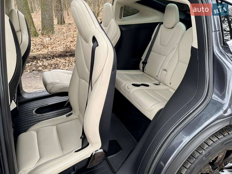 Позашляховик / Кросовер Tesla Model X 2018 в Білій Церкві