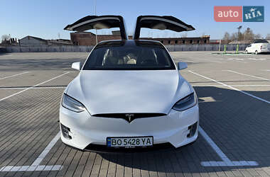 Позашляховик / Кросовер Tesla Model X 2020 в 