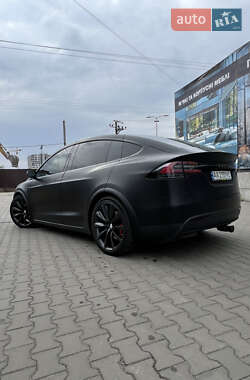 Позашляховик / Кросовер Tesla Model X 2016 в 